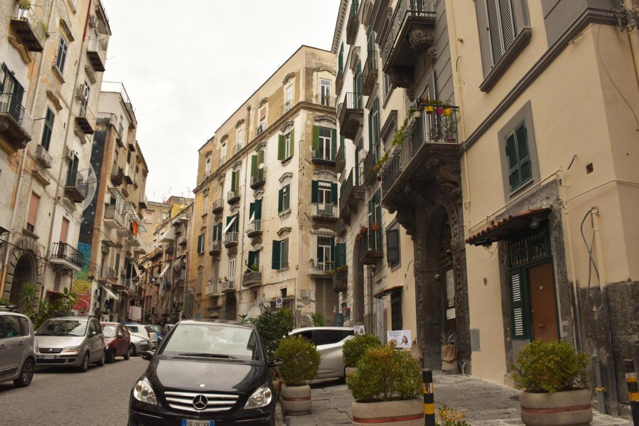 נאפולי Varriale House Parking Free Small Car מראה חיצוני תמונה