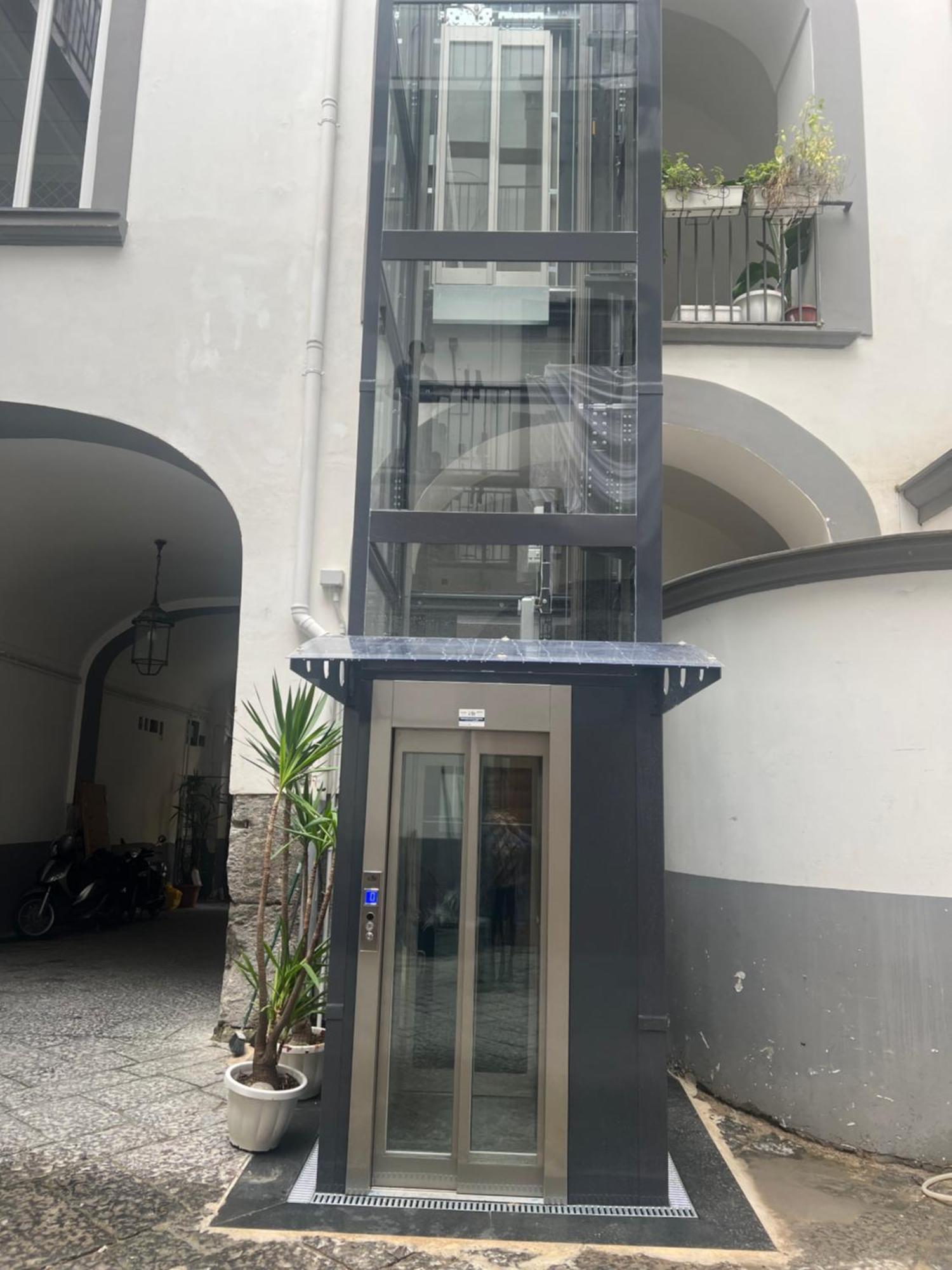 נאפולי Varriale House Parking Free Small Car מראה חיצוני תמונה